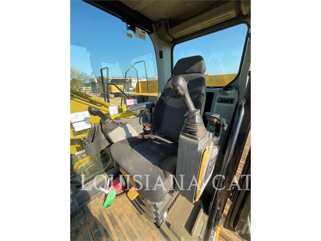 CAT 326 LR Гусеничні екскаватори