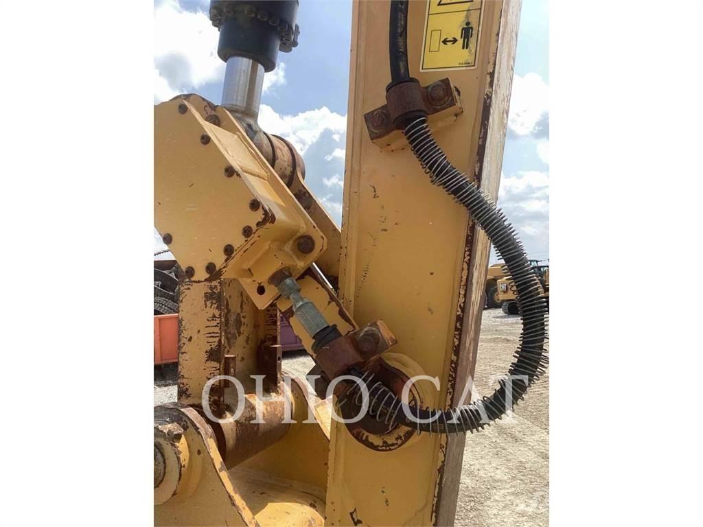 CAT 326 SLR Гусеничні екскаватори