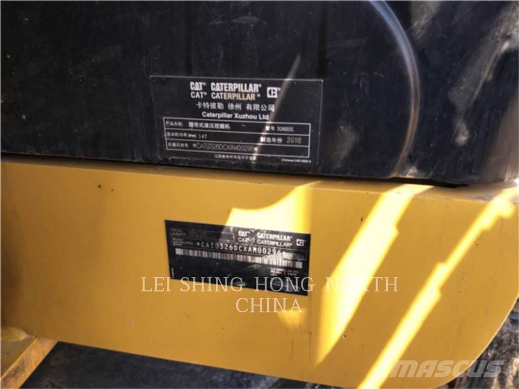 CAT 326D2L Гусеничні екскаватори