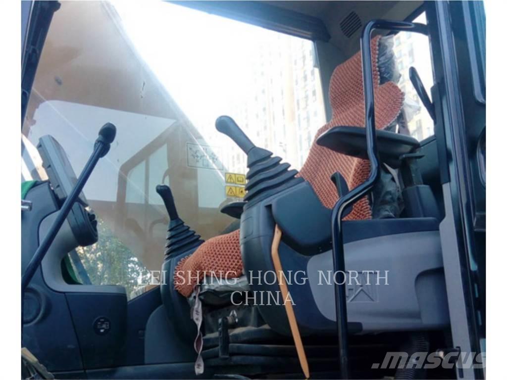 CAT 326D2L Гусеничні екскаватори