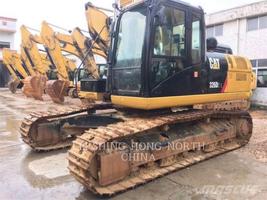 CAT 326D2L Гусеничні екскаватори