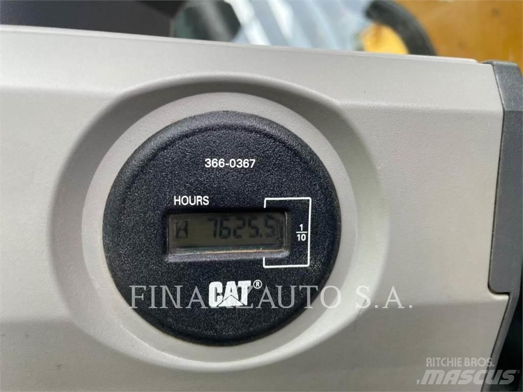 CAT 326F Гусеничні екскаватори