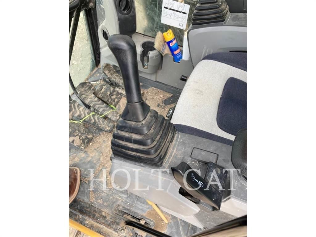 CAT 326FL Гусеничні екскаватори