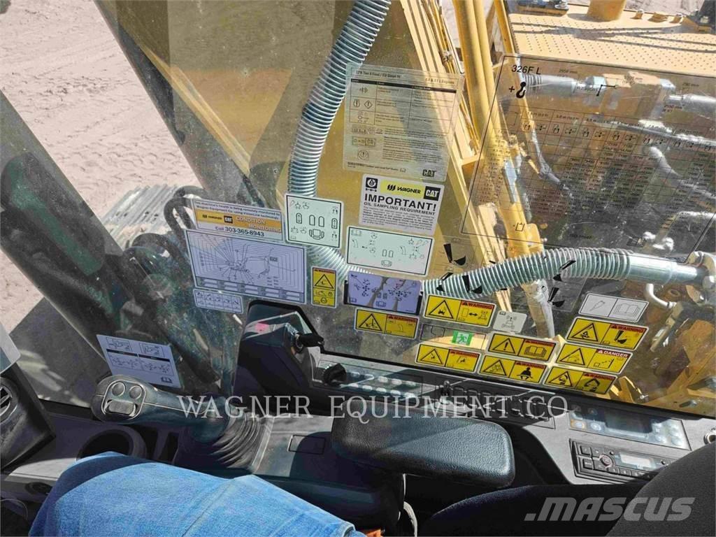 CAT 326FL TC Гусеничні екскаватори
