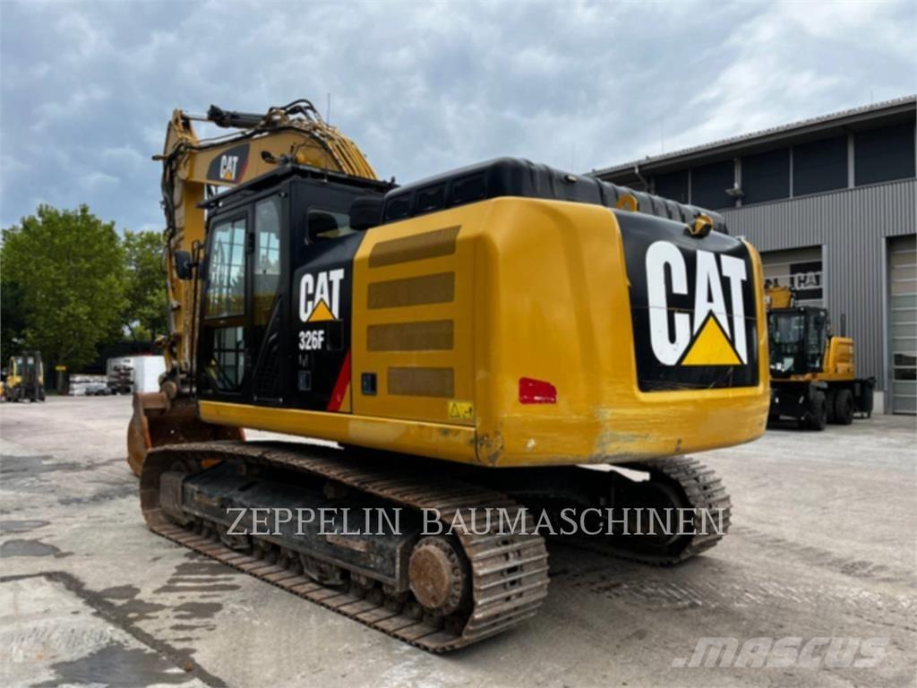 CAT 326FLN Гусеничні екскаватори