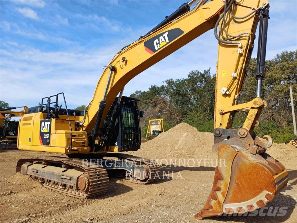 CAT 326FLN Гусеничні екскаватори