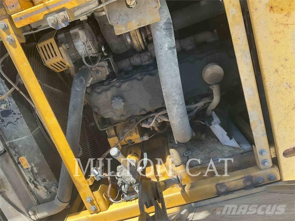 CAT 328D L CR Гусеничні екскаватори