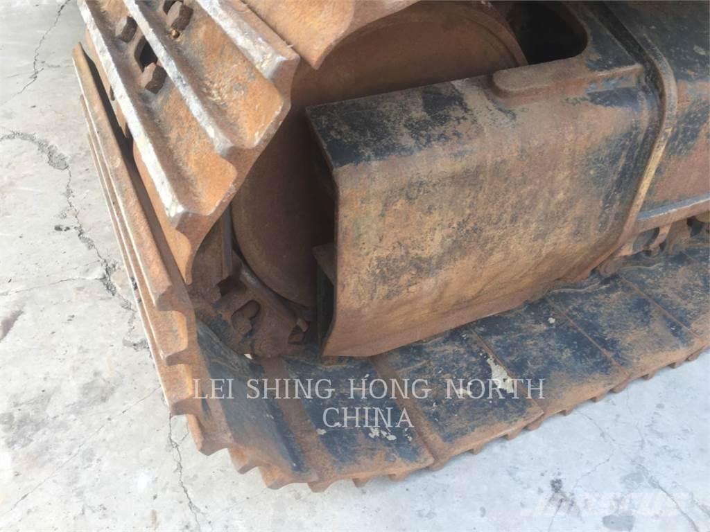 CAT 329DL Гусеничні екскаватори