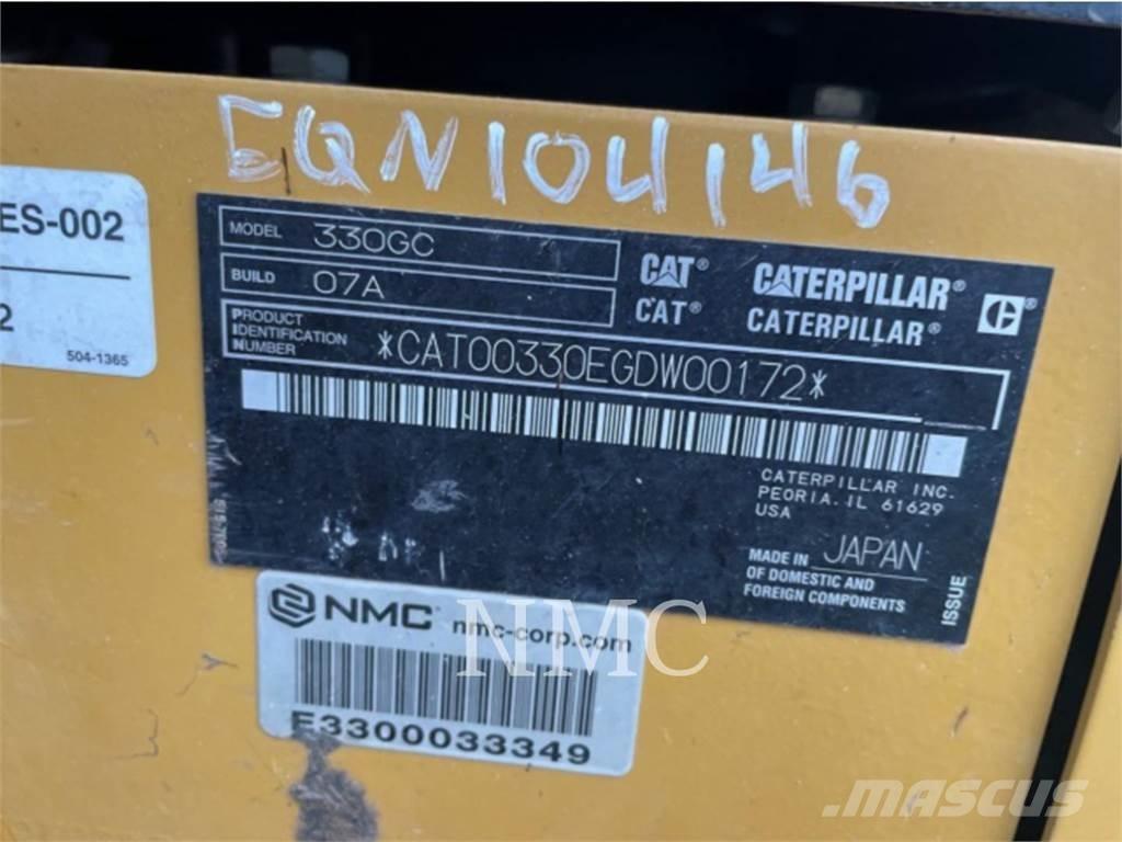 CAT 330 Гусеничні екскаватори