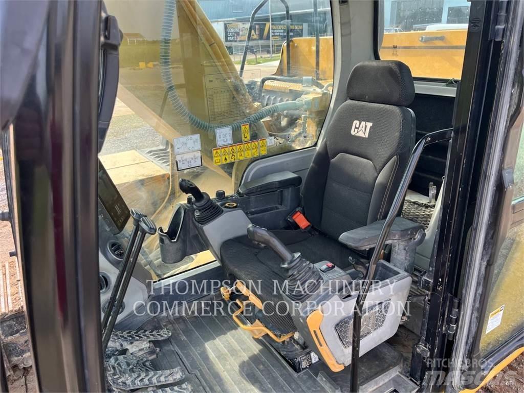 CAT 330 Гусеничні екскаватори