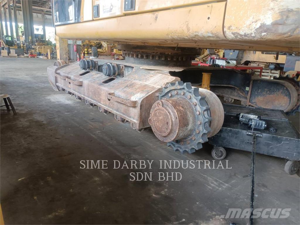 CAT 330-07GC Гусеничні екскаватори