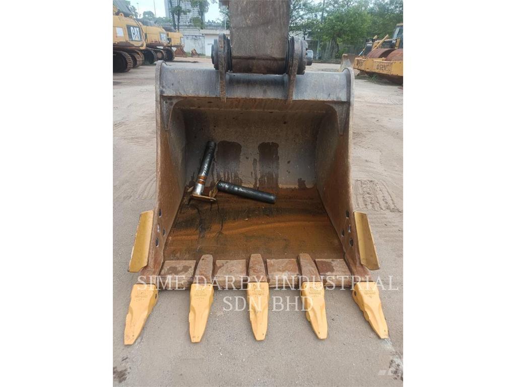 CAT 330-07GC Гусеничні екскаватори