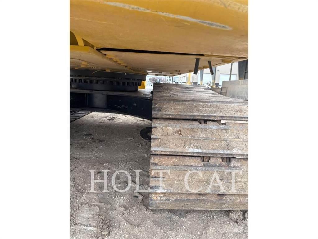 CAT 330 TC Гусеничні екскаватори
