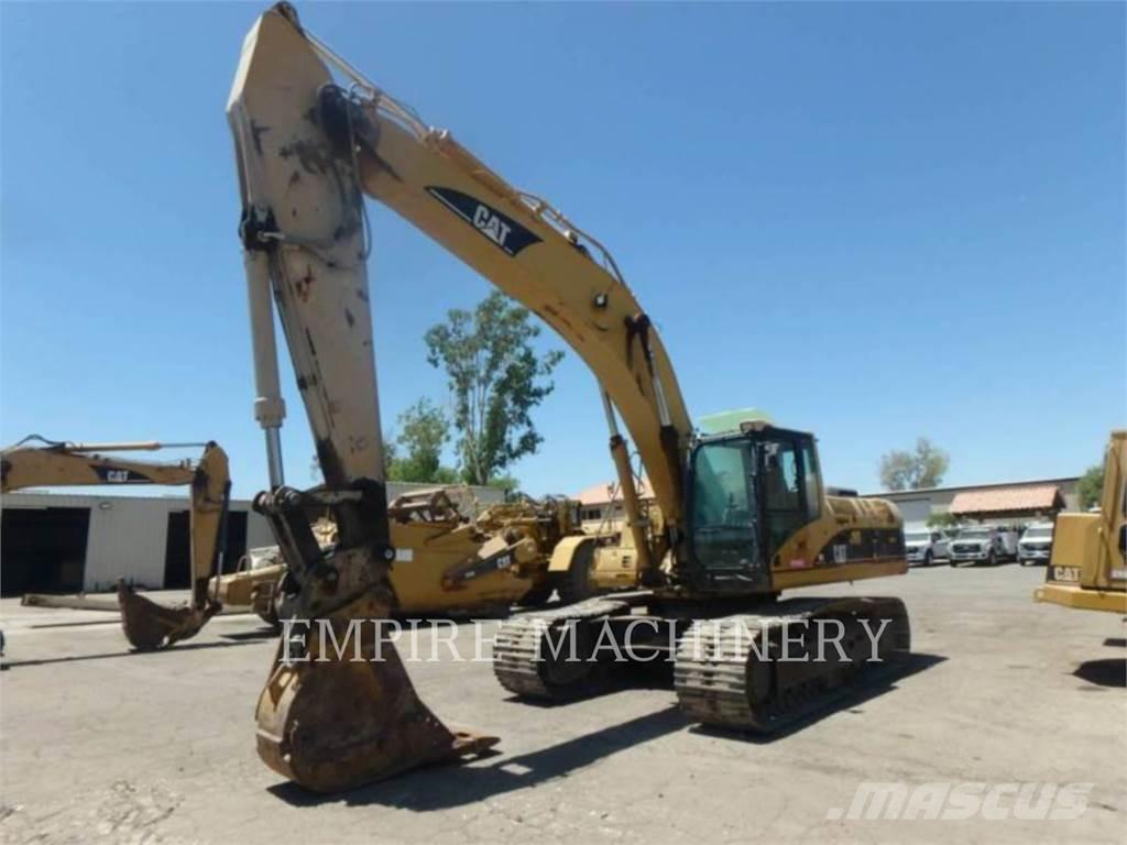 CAT 330CL Гусеничні екскаватори