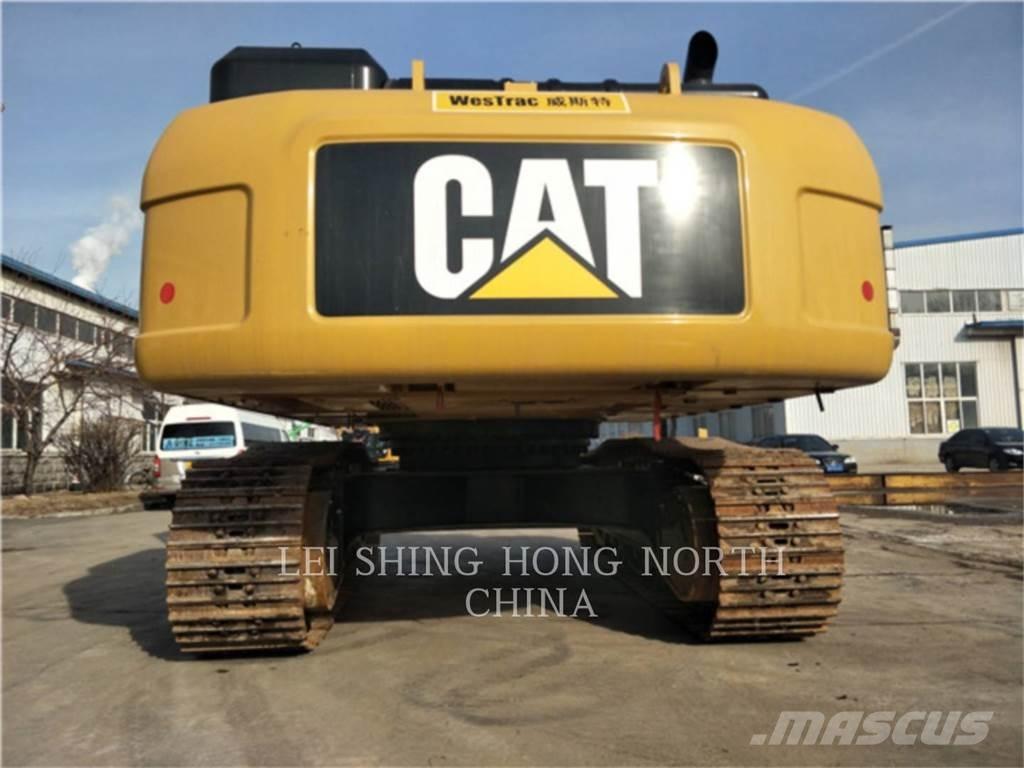 CAT 330D2L Гусеничні екскаватори