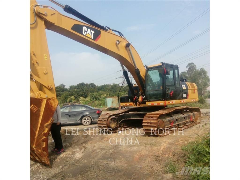 CAT 330D2L Гусеничні екскаватори