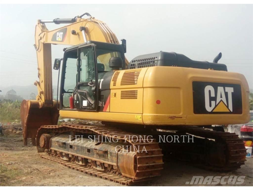CAT 330D2L Гусеничні екскаватори