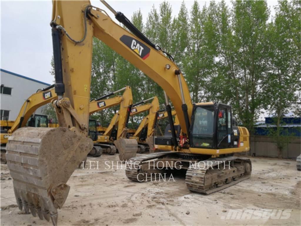 CAT 330D2L Гусеничні екскаватори