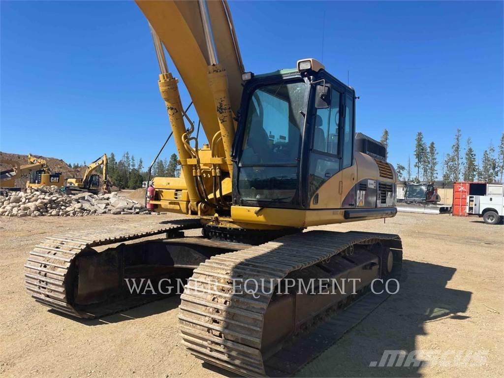 CAT 330DL Гусеничні екскаватори