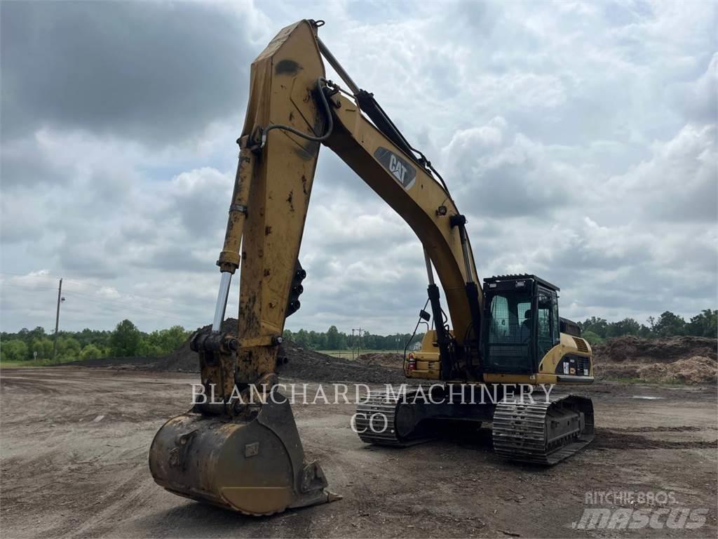 CAT 330DL Гусеничні екскаватори