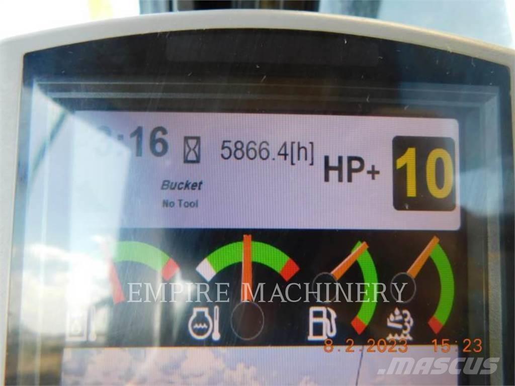 CAT 330FL Гусеничні екскаватори