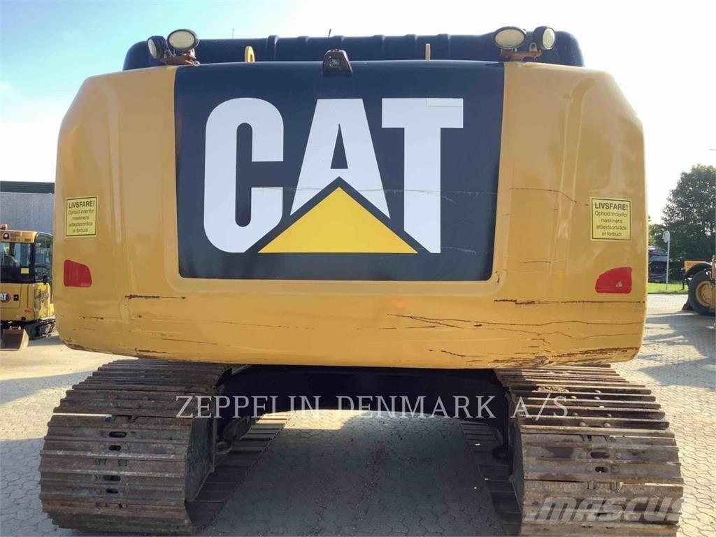 CAT 330FL Гусеничні екскаватори