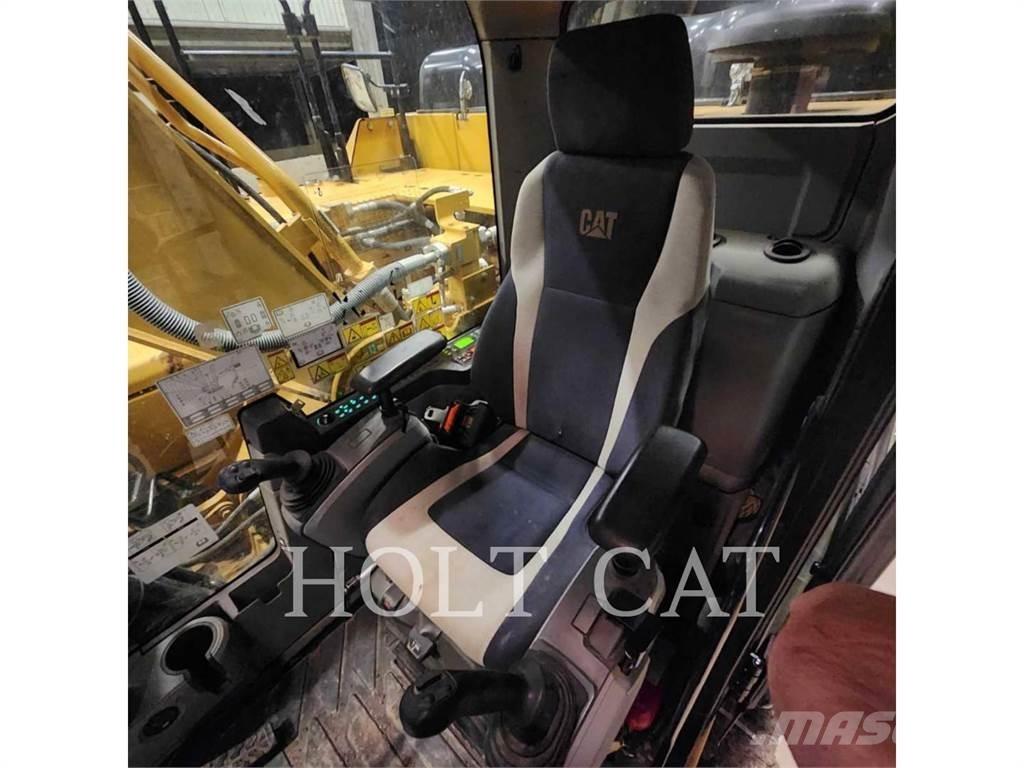 CAT 330FL TC Гусеничні екскаватори