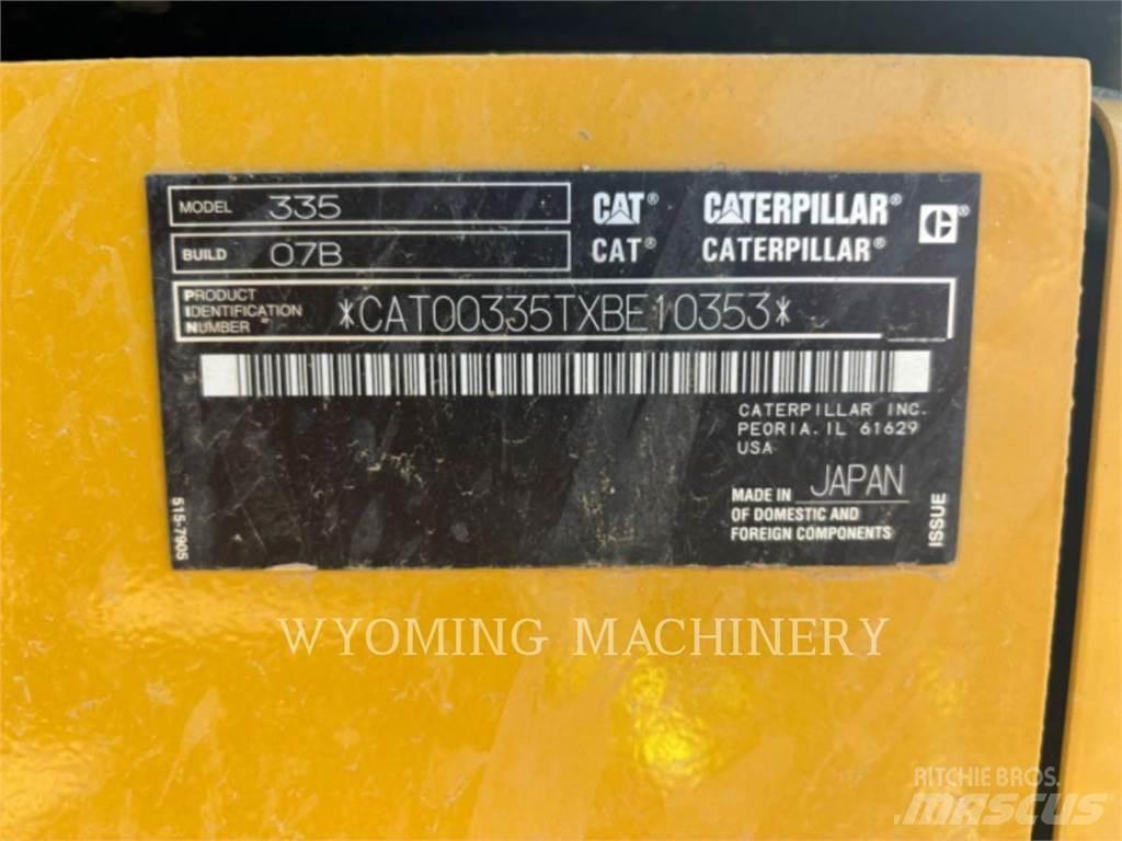 CAT 335 Гусеничні екскаватори