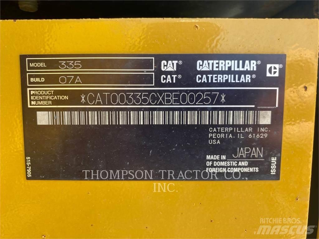 CAT 335 Гусеничні екскаватори