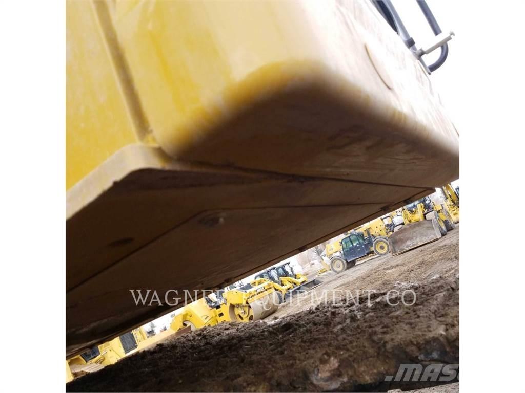 CAT 335FL TB Гусеничні екскаватори
