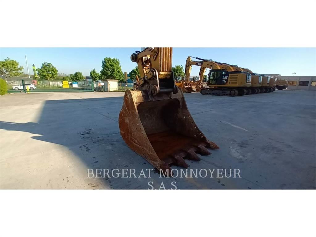 CAT 336 Гусеничні екскаватори