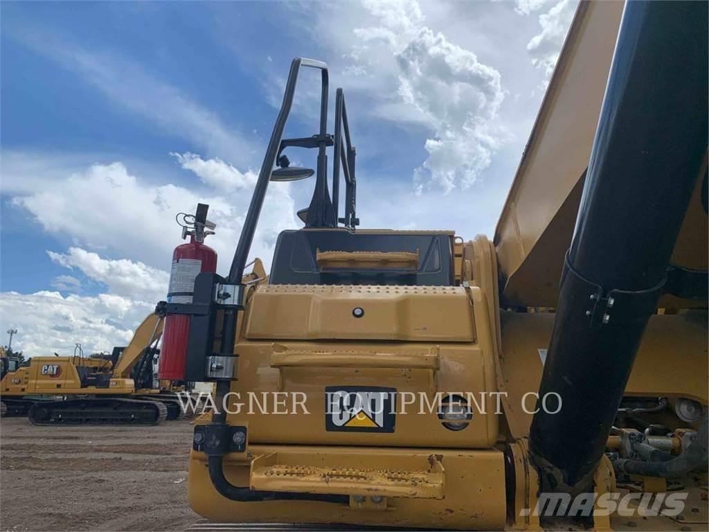 CAT 336 Гусеничні екскаватори