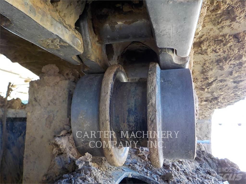 CAT 336-07 Гусеничні екскаватори
