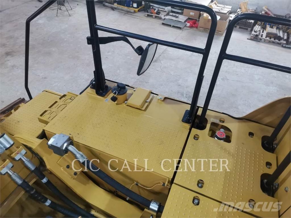 CAT 336-08 Гусеничні екскаватори