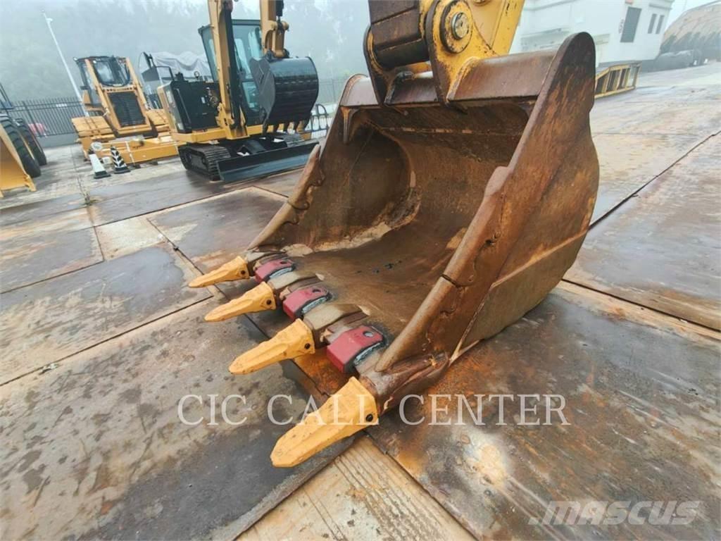 CAT 336-08 Гусеничні екскаватори