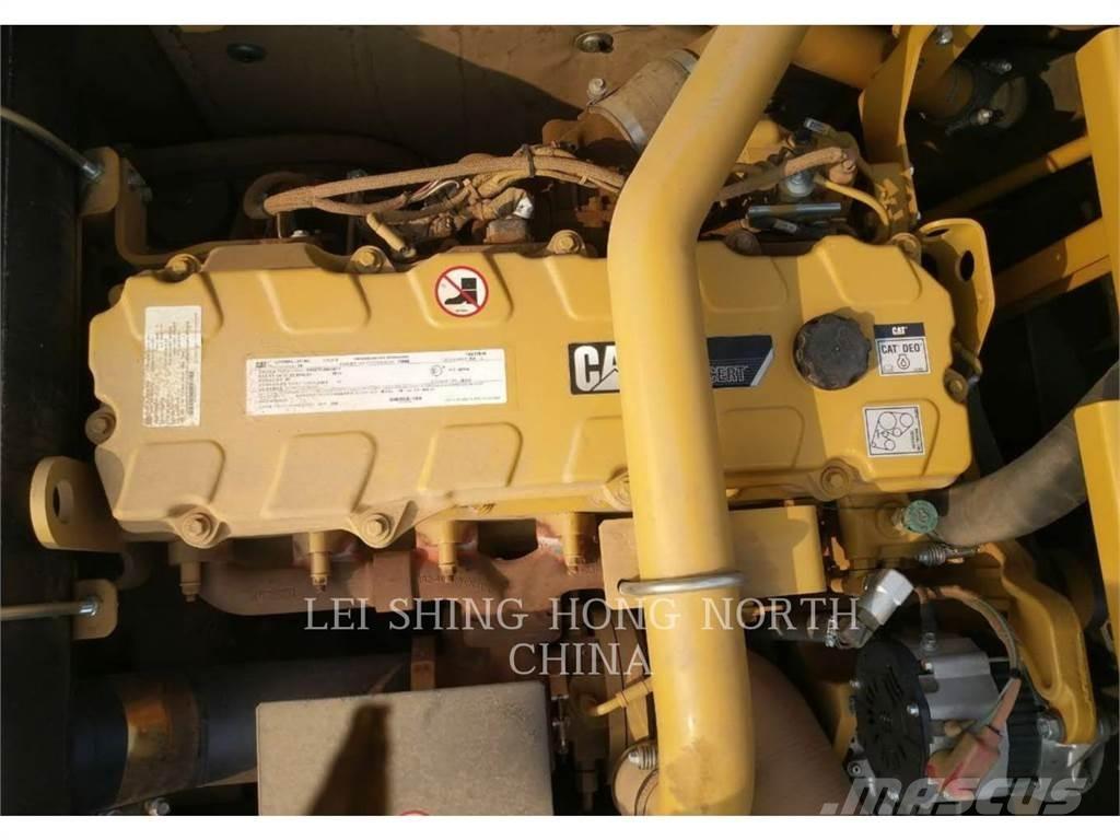 CAT 336D2 Гусеничні екскаватори