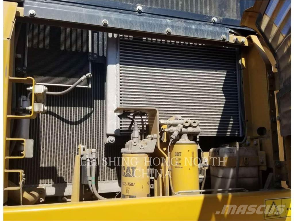CAT 336D2 Гусеничні екскаватори
