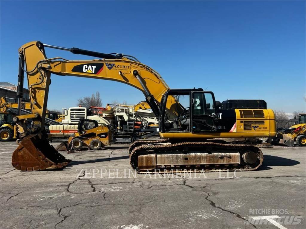 CAT 336D2L Гусеничні екскаватори