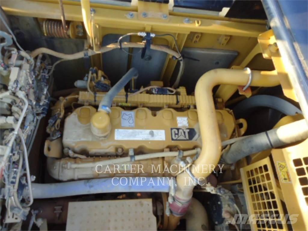 CAT 336FL Гусеничні екскаватори