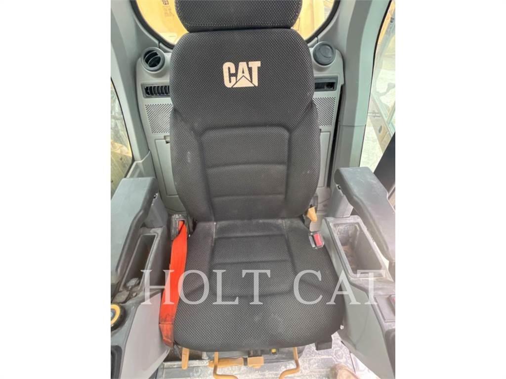 CAT 336GC Гусеничні екскаватори