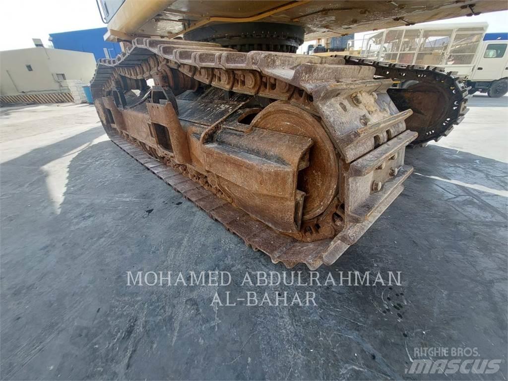 CAT 340D Гусеничні екскаватори