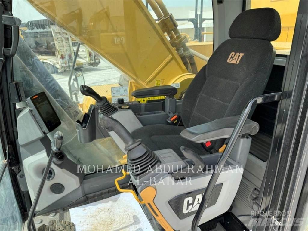 CAT 349 Гусеничні екскаватори