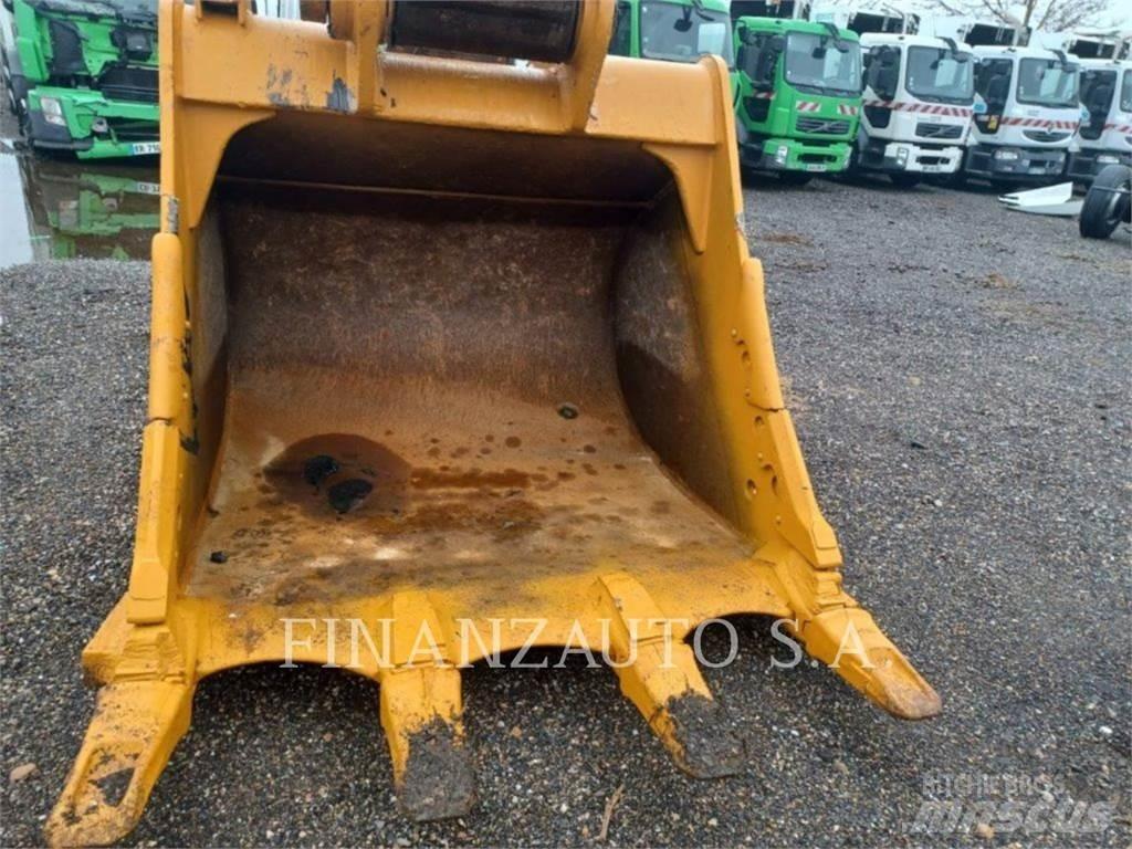 CAT 349D Гусеничні екскаватори