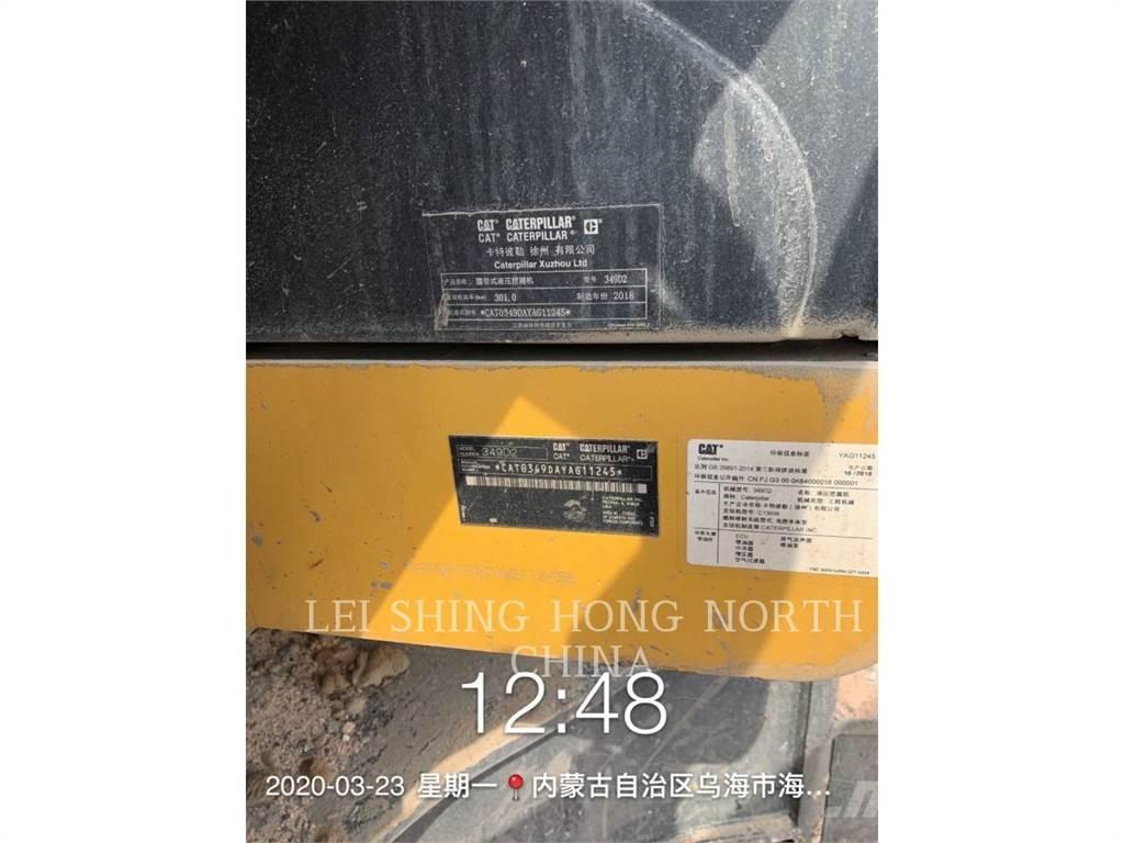 CAT 349D2 Гусеничні екскаватори