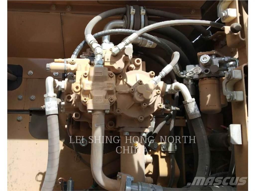 CAT 349D2L Гусеничні екскаватори