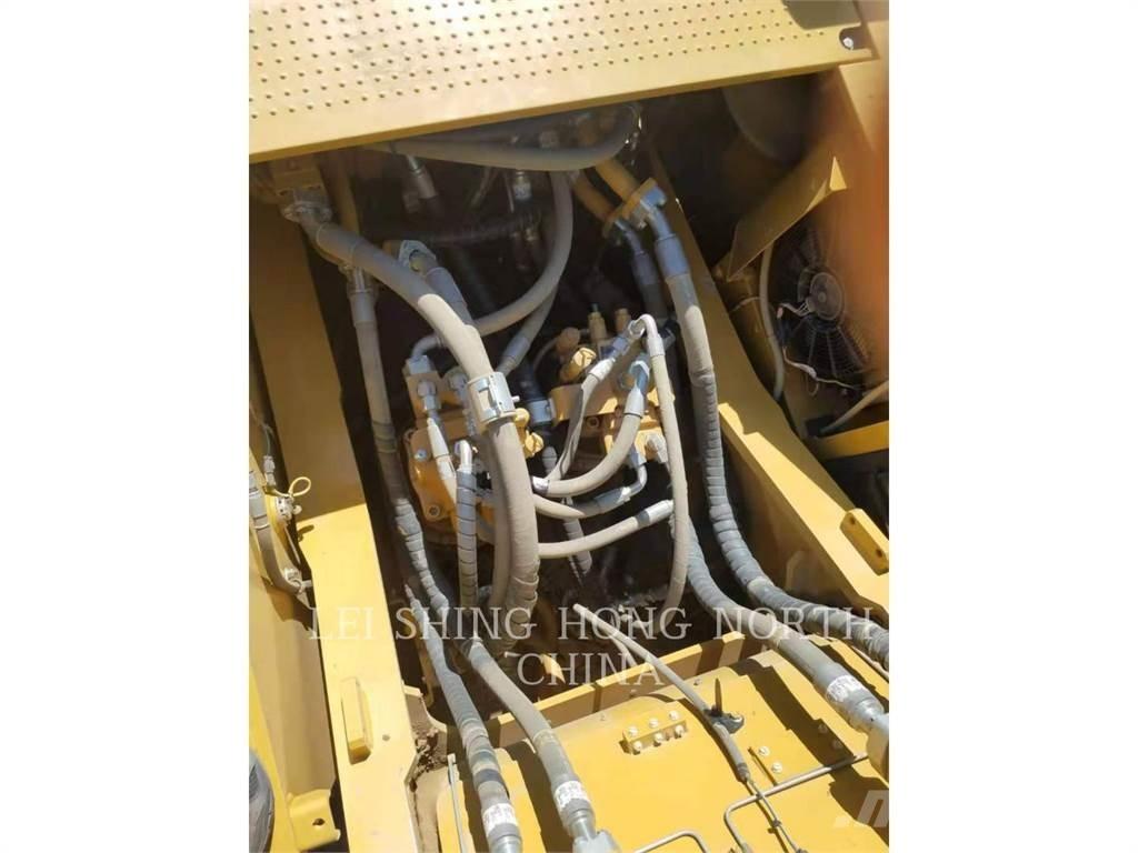 CAT 349D2L Гусеничні екскаватори