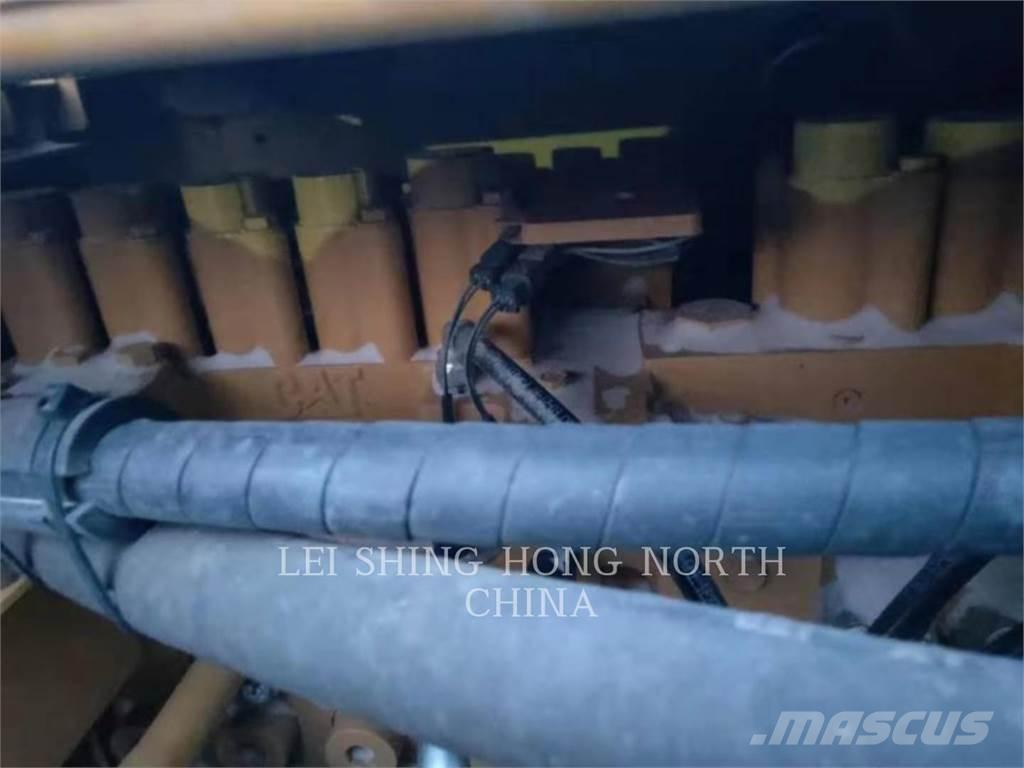 CAT 349D2L Гусеничні екскаватори