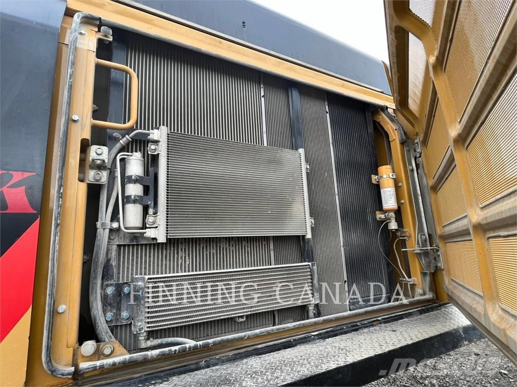 CAT 349F Гусеничні екскаватори