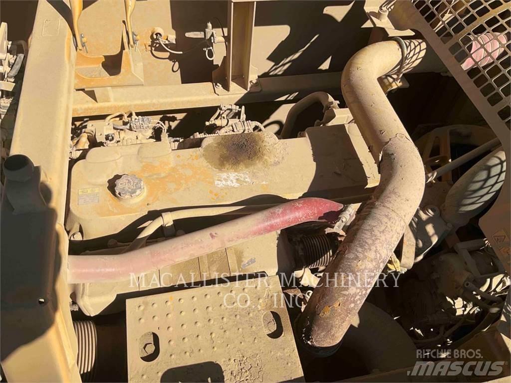 CAT 349FL Гусеничні екскаватори