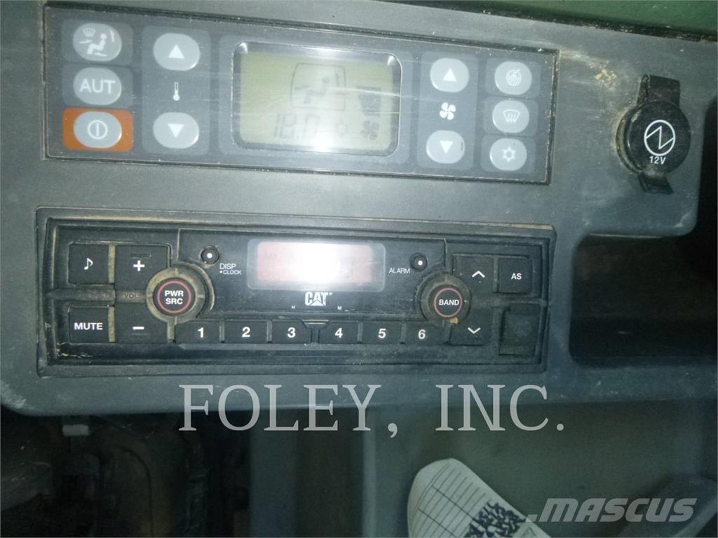 CAT 349FL Гусеничні екскаватори